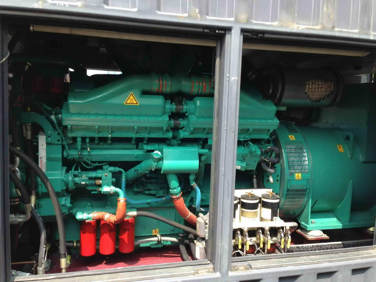 Cummins Generator 1250 KVA QSK45-G4 Engine Super silent Silent - Generatorski set: slika Cummins Generator 1250 KVA QSK45-G4 Engine Super silent Silent - Generatorski set Cummins Generator 1250 KVA QSK45-G4 Engine Super silent Silent - Generatorski set: slika Cummins Generator 1250 KVA QSK45-G4 Engine Super silent Silent - Generatorski set