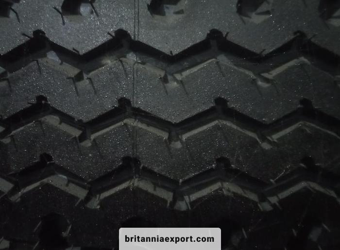 FACTORY Retread 12.00R24 directional Truck Tyres | Heavy-Duty | Export Ready - Guma: slika FACTORY Retread 12.00R24 directional Truck Tyres | Heavy-Duty | Export Ready - Guma FACTORY Retread 12.00R24 directional Truck Tyres | Heavy-Duty | Export Ready - Guma: slika FACTORY Retread 12.00R24 directional Truck Tyres | Heavy-Duty | Export Ready - Guma