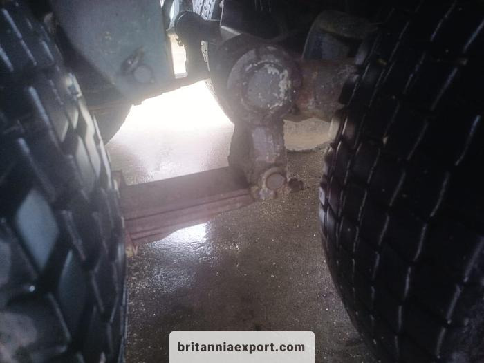 Kamion s otvorenim sandukom SCANIA P93H 280 6x2 10 Tyres Flatbed Truck – 26 Ton | On springs: slika Kamion s otvorenim sandukom SCANIA P93H 280 6x2 10 Tyres Flatbed Truck – 26 Ton | On springs