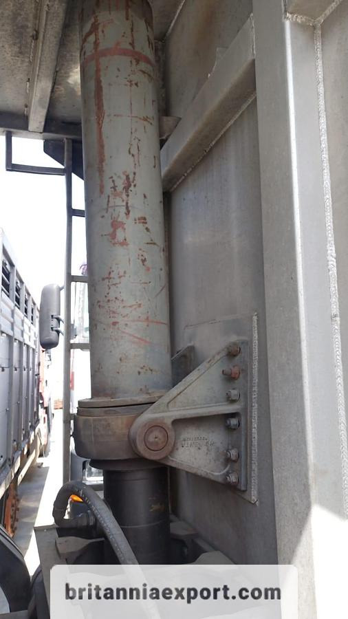 VOLVO FL7 260 Intercooler 6X2 Tipper – 26 Ton | 8 Tyres | Export Ready - Kiper: slika VOLVO FL7 260 Intercooler 6X2 Tipper – 26 Ton | 8 Tyres | Export Ready - Kiper VOLVO FL7 260 Intercooler 6X2 Tipper – 26 Ton | 8 Tyres | Export Ready - Kiper: slika VOLVO FL7 260 Intercooler 6X2 Tipper – 26 Ton | 8 Tyres | Export Ready - Kiper