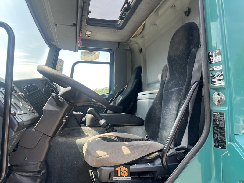DAF CF75.250 EURO 2 - MANUAL - ZAUG und DRUCK - TOP TRUCK - Kamion cisterna: slika DAF CF75.250 EURO 2 - MANUAL - ZAUG und DRUCK - TOP TRUCK - Kamion cisterna DAF CF75.250 EURO 2 - MANUAL - ZAUG und DRUCK - TOP TRUCK - Kamion cisterna: slika DAF CF75.250 EURO 2 - MANUAL - ZAUG und DRUCK - TOP TRUCK - Kamion cisterna