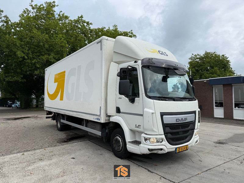 DAF LF 210 FA 12 TON - LADEBORDWAND - NL TOP TRUCK - Kamion sandučar: slika DAF LF 210 FA 12 TON - LADEBORDWAND - NL TOP TRUCK - Kamion sandučar DAF LF 210 FA 12 TON - LADEBORDWAND - NL TOP TRUCK - Kamion sandučar: slika DAF LF 210 FA 12 TON - LADEBORDWAND - NL TOP TRUCK - Kamion sandučar