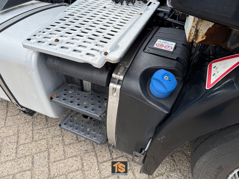 Iveco AS 460 Mega EURO 6 - AUTOMATIC - 2 TANKS - HEBESATTEL/HEFSCHOTEL/LIFTING FIFTH WHEEL - Tegljač: slika Iveco AS 460 Mega EURO 6 - AUTOMATIC - 2 TANKS - HEBESATTEL/HEFSCHOTEL/LIFTING FIFTH WHEEL - Tegljač Iveco AS 460 Mega EURO 6 - AUTOMATIC - 2 TANKS - HEBESATTEL/HEFSCHOTEL/LIFTING FIFTH WHEEL - Tegljač: slika Iveco AS 460 Mega EURO 6 - AUTOMATIC - 2 TANKS - HEBESATTEL/HEFSCHOTEL/LIFTING FIFTH WHEEL - Tegljač