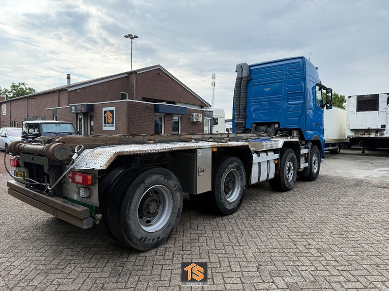 Volvo FH 460 8X4R CONTAINER - BIG AXLE - NL TOP TRUCK - TUV 1/26 - Transporter kontejnera/ Kamion s izmjenjivim sanducima: slika Volvo FH 460 8X4R CONTAINER - BIG AXLE - NL TOP TRUCK - TUV 1/26 - Transporter kontejnera/ Kamion s izmjenjivim sanducima Volvo FH 460 8X4R CONTAINER - BIG AXLE - NL TOP TRUCK - TUV 1/26 - Transporter kontejnera/ Kamion s izmjenjivim sanducima: slika Volvo FH 460 8X4R CONTAINER - BIG AXLE - NL TOP TRUCK - TUV 1/26 - Transporter kontejnera/ Kamion s izmjenjivim sanducima