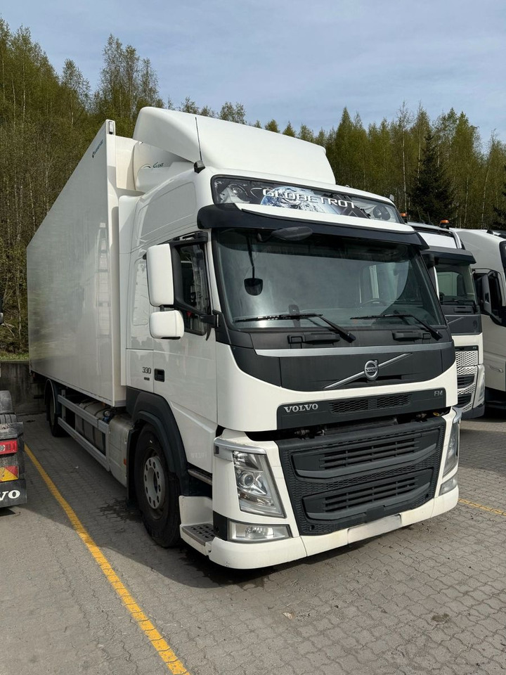 Volvo FM330 / Carrier Supra 850 nordic - Kamion hladnjača: slika Volvo FM330 / Carrier Supra 850 nordic - Kamion hladnjača Volvo FM330 / Carrier Supra 850 nordic - Kamion hladnjača: slika Volvo FM330 / Carrier Supra 850 nordic - Kamion hladnjača