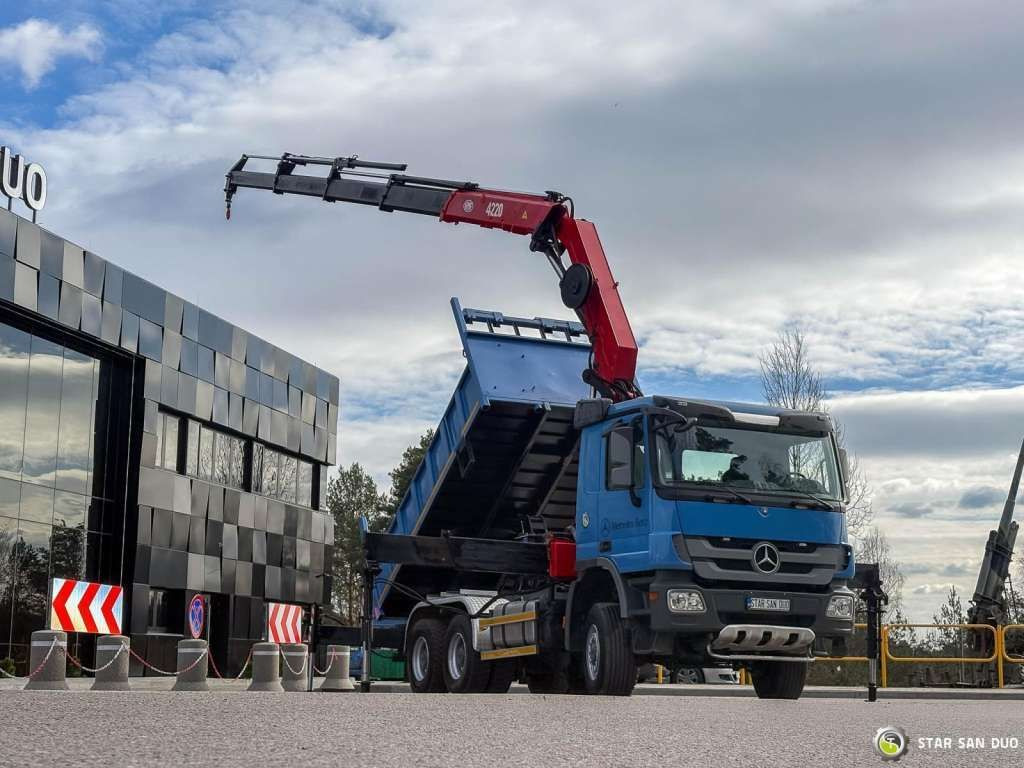 Mercedes-Benz ACTROS 3341 6x6 HMF 4220 K4 CRANE KIPPER - Kiper: slika Mercedes-Benz ACTROS 3341 6x6 HMF 4220 K4 CRANE KIPPER - Kiper Mercedes-Benz ACTROS 3341 6x6 HMF 4220 K4 CRANE KIPPER - Kiper: slika Mercedes-Benz ACTROS 3341 6x6 HMF 4220 K4 CRANE KIPPER - Kiper