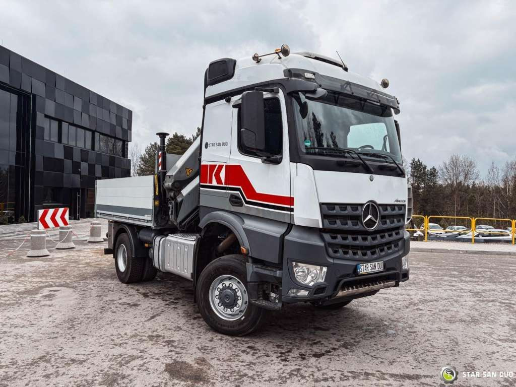 Mercedes-Benz AROCS 1851 4x4 PALFINGER PK 20002 Crane Kran - Kamion s kranom: slika Mercedes-Benz AROCS 1851 4x4 PALFINGER PK 20002 Crane Kran - Kamion s kranom Mercedes-Benz AROCS 1851 4x4 PALFINGER PK 20002 Crane Kran - Kamion s kranom: slika Mercedes-Benz AROCS 1851 4x4 PALFINGER PK 20002 Crane Kran - Kamion s kranom