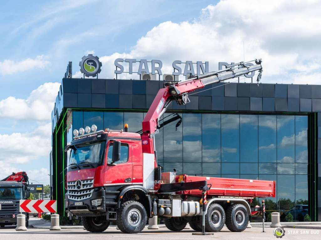 Mercedes-Benz AROCS 3345 6x6 HMF 3220 Winch Crane tipper - Kamion s kranom: slika Mercedes-Benz AROCS 3345 6x6 HMF 3220 Winch Crane tipper - Kamion s kranom Mercedes-Benz AROCS 3345 6x6 HMF 3220 Winch Crane tipper - Kamion s kranom: slika Mercedes-Benz AROCS 3345 6x6 HMF 3220 Winch Crane tipper - Kamion s kranom