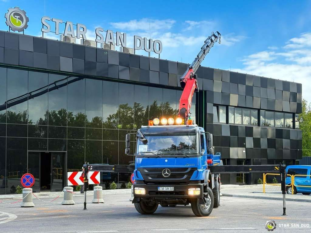 Mercedes-Benz AXOR 1833 4x4 Palfinger PK 22002 EH Crane Winch - Kamion s kranom: slika Mercedes-Benz AXOR 1833 4x4 Palfinger PK 22002 EH Crane Winch - Kamion s kranom Mercedes-Benz AXOR 1833 4x4 Palfinger PK 22002 EH Crane Winch - Kamion s kranom: slika Mercedes-Benz AXOR 1833 4x4 Palfinger PK 22002 EH Crane Winch - Kamion s kranom