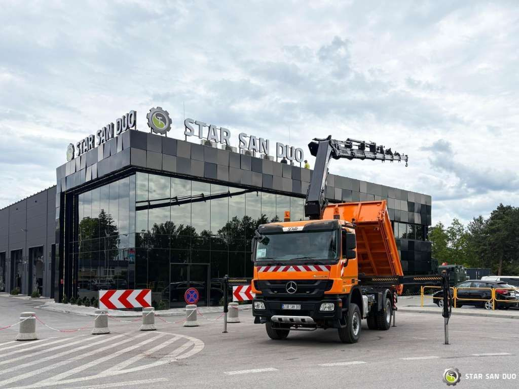 Mercedes-Benz Actros 1841 AK 4x4 Hiab 288E-7 Crane Kipper - Kiper: slika Mercedes-Benz Actros 1841 AK 4x4 Hiab 288E-7 Crane Kipper - Kiper Mercedes-Benz Actros 1841 AK 4x4 Hiab 288E-7 Crane Kipper - Kiper: slika Mercedes-Benz Actros 1841 AK 4x4 Hiab 288E-7 Crane Kipper - Kiper