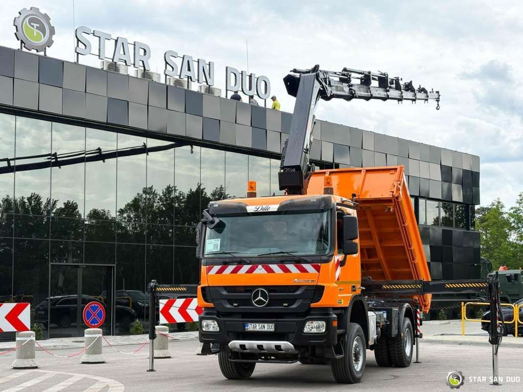 Mercedes-Benz Actros 1841 AK 4x4 Hiab 288E-7 Crane Kipper - Kamion s kranom: slika Mercedes-Benz Actros 1841 AK 4x4 Hiab 288E-7 Crane Kipper - Kamion s kranom Mercedes-Benz Actros 1841 AK 4x4 Hiab 288E-7 Crane Kipper - Kamion s kranom: slika Mercedes-Benz Actros 1841 AK 4x4 Hiab 288E-7 Crane Kipper - Kamion s kranom