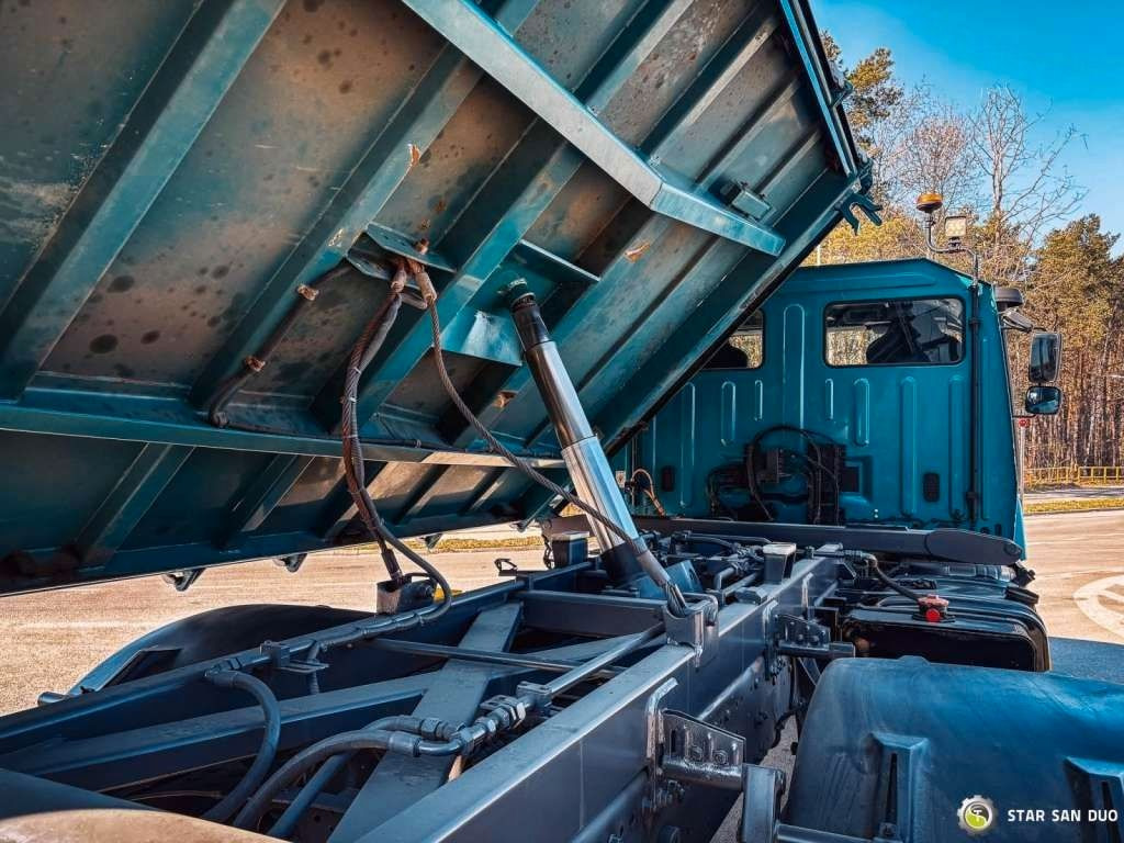 Kamion-šasija Mercedes-Benz Zetros 1833 4x4 Kipper Camper Chassis: slika Kamion-šasija Mercedes-Benz Zetros 1833 4x4 Kipper Camper Chassis