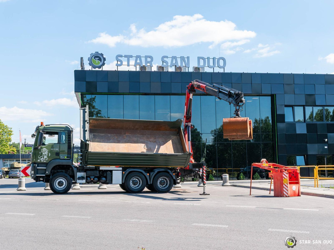 - Kiper: slika - Kiper - Kiper: slika - Kiper