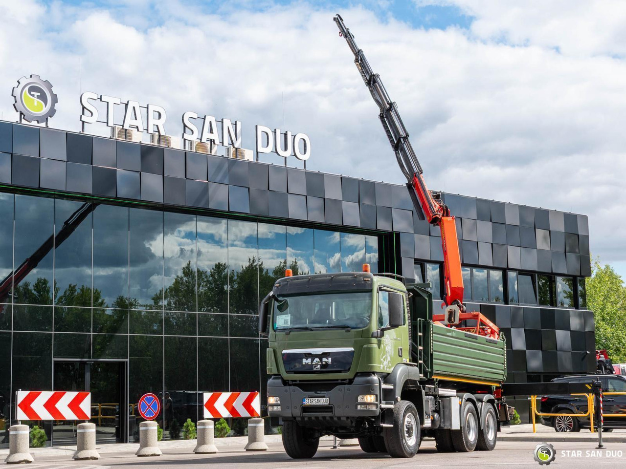 - Kiper: slika - Kiper - Kiper: slika - Kiper