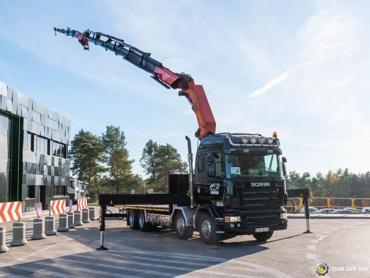 - Kamion s kranom: slika - Kamion s kranom - Kamion s kranom: slika - Kamion s kranom