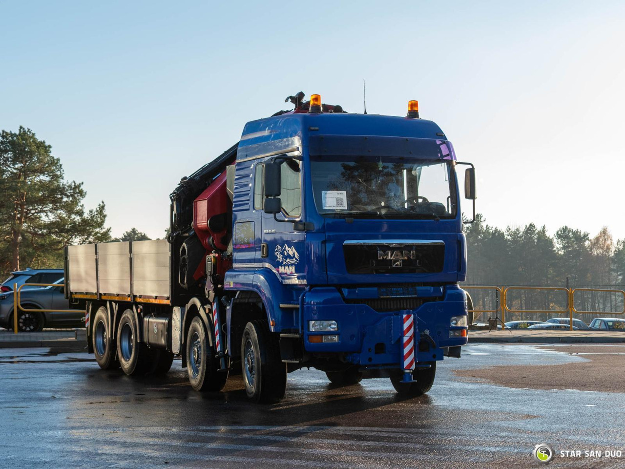 - Kamion s kranom: slika - Kamion s kranom - Kamion s kranom: slika - Kamion s kranom