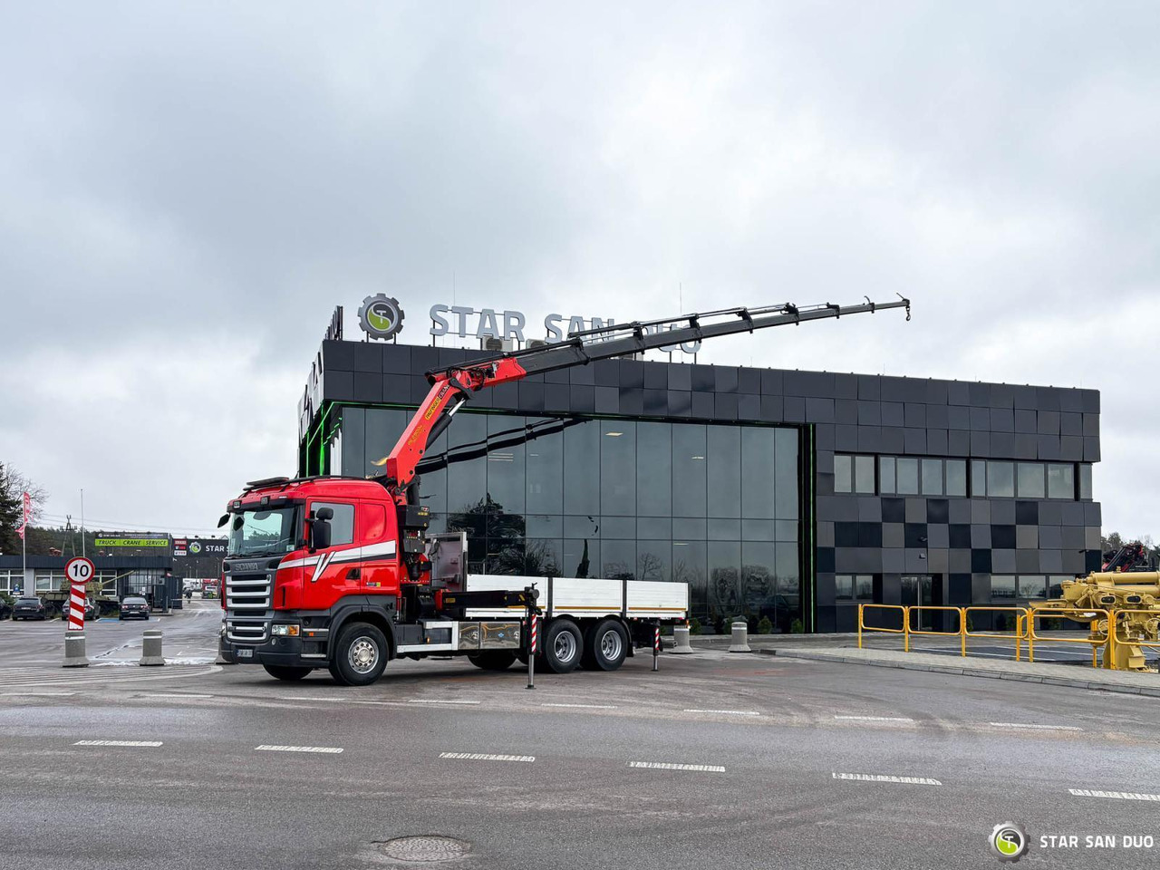 - Kamion s kranom: slika - Kamion s kranom - Kamion s kranom: slika - Kamion s kranom