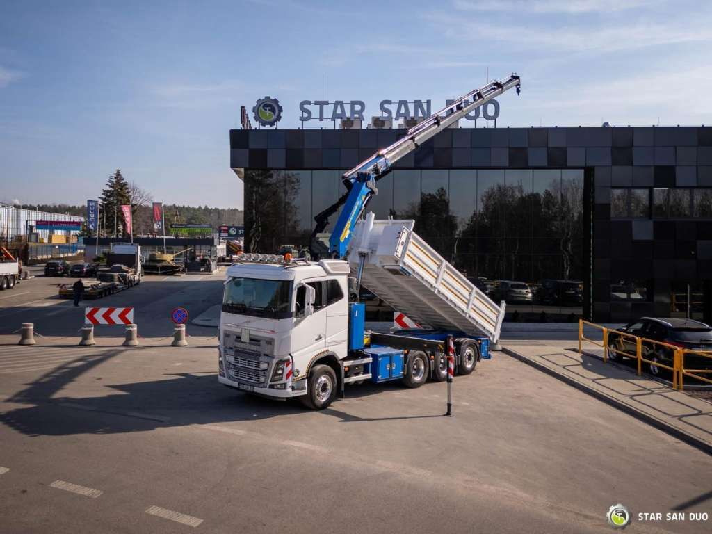 Volvo FH 16.550 8x4 Palfinger PK 34002-SH Crane Kippe - Kiper: slika Volvo FH 16.550 8x4 Palfinger PK 34002-SH Crane Kippe - Kiper Volvo FH 16.550 8x4 Palfinger PK 34002-SH Crane Kippe - Kiper: slika Volvo FH 16.550 8x4 Palfinger PK 34002-SH Crane Kippe - Kiper