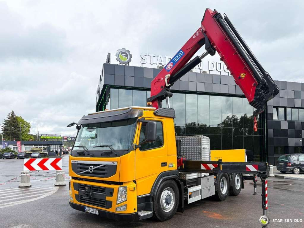 Volvo FM 460 6x4x4 HMF 3220 Crane HDS - Kamion s kranom: slika Volvo FM 460 6x4x4 HMF 3220 Crane HDS - Kamion s kranom Volvo FM 460 6x4x4 HMF 3220 Crane HDS - Kamion s kranom: slika Volvo FM 460 6x4x4 HMF 3220 Crane HDS - Kamion s kranom