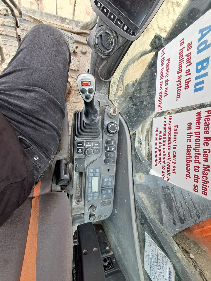 Bager gusjeničar DOOSAN DX 420 LC: slika Bager gusjeničar DOOSAN DX 420 LC Bager gusjeničar DOOSAN DX 420 LC: slika Bager gusjeničar DOOSAN DX 420 LC