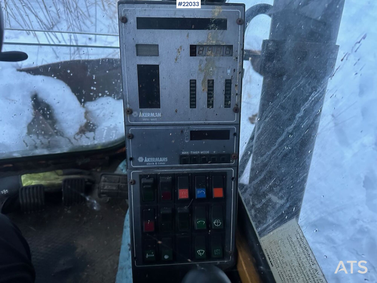 Bager na kotačima Åkerman H7M hjulgraver m/ skuffe: slika Bager na kotačima Åkerman H7M hjulgraver m/ skuffe