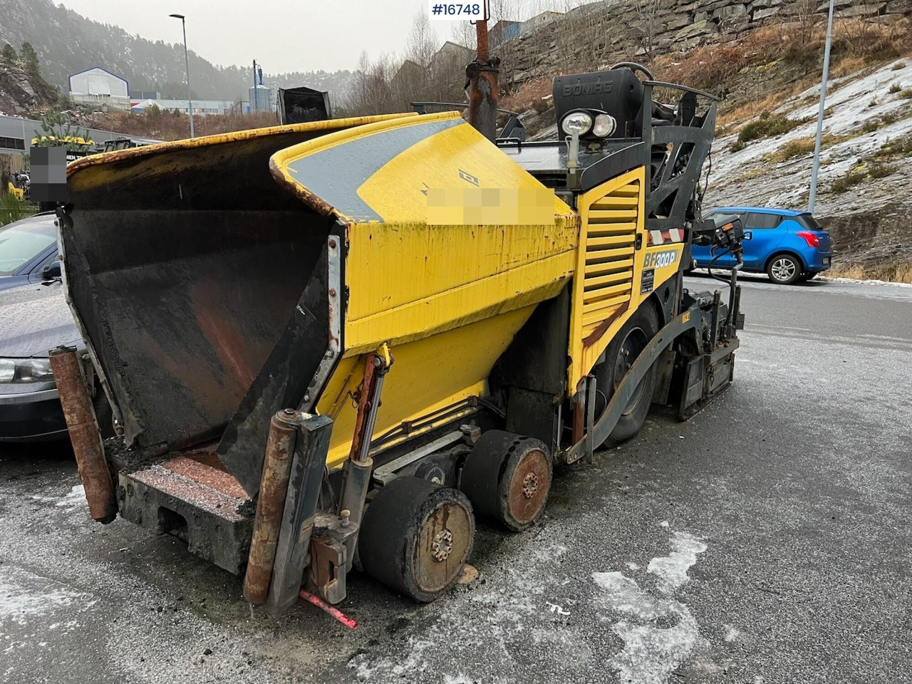 Bomag BF 300P - Stroj za asfaltiranje: slika Bomag BF 300P - Stroj za asfaltiranje Bomag BF 300P - Stroj za asfaltiranje: slika Bomag BF 300P - Stroj za asfaltiranje