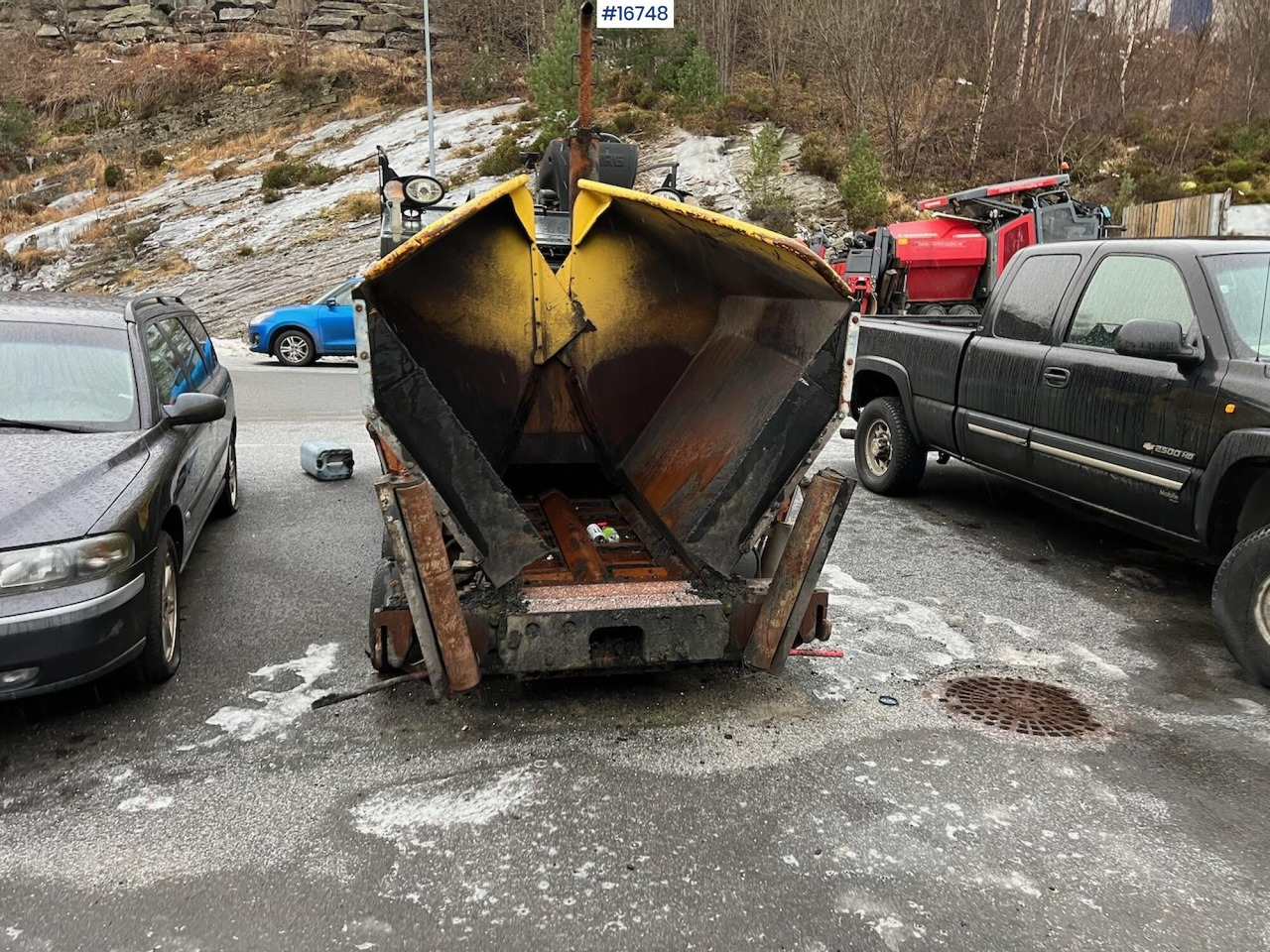 Bomag BF 300P - Stroj za asfaltiranje: slika Bomag BF 300P - Stroj za asfaltiranje Bomag BF 300P - Stroj za asfaltiranje: slika Bomag BF 300P - Stroj za asfaltiranje