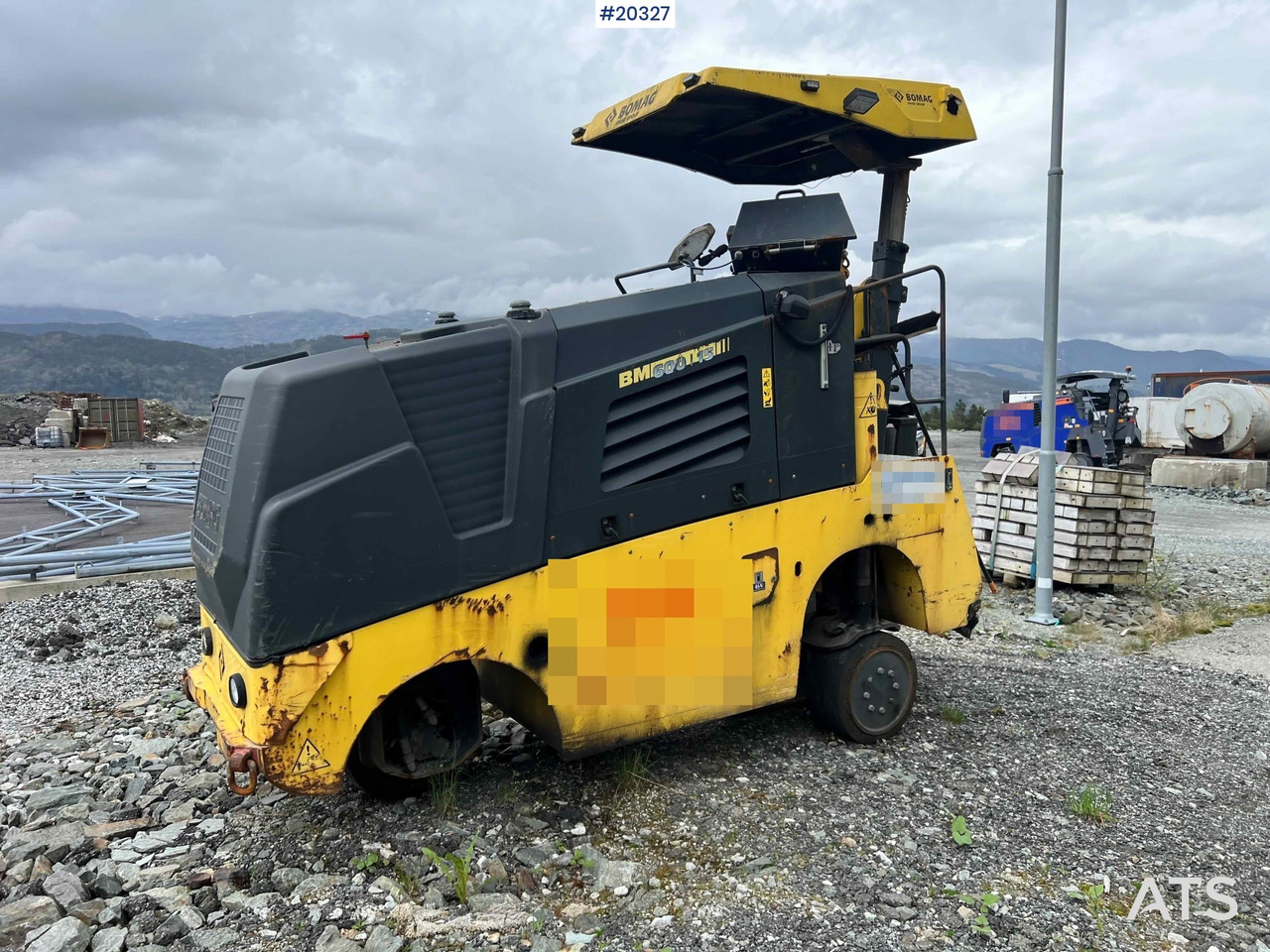 Bomag BM600/15 - Stroj za asfaltiranje: slika Bomag BM600/15 - Stroj za asfaltiranje Bomag BM600/15 - Stroj za asfaltiranje: slika Bomag BM600/15 - Stroj za asfaltiranje