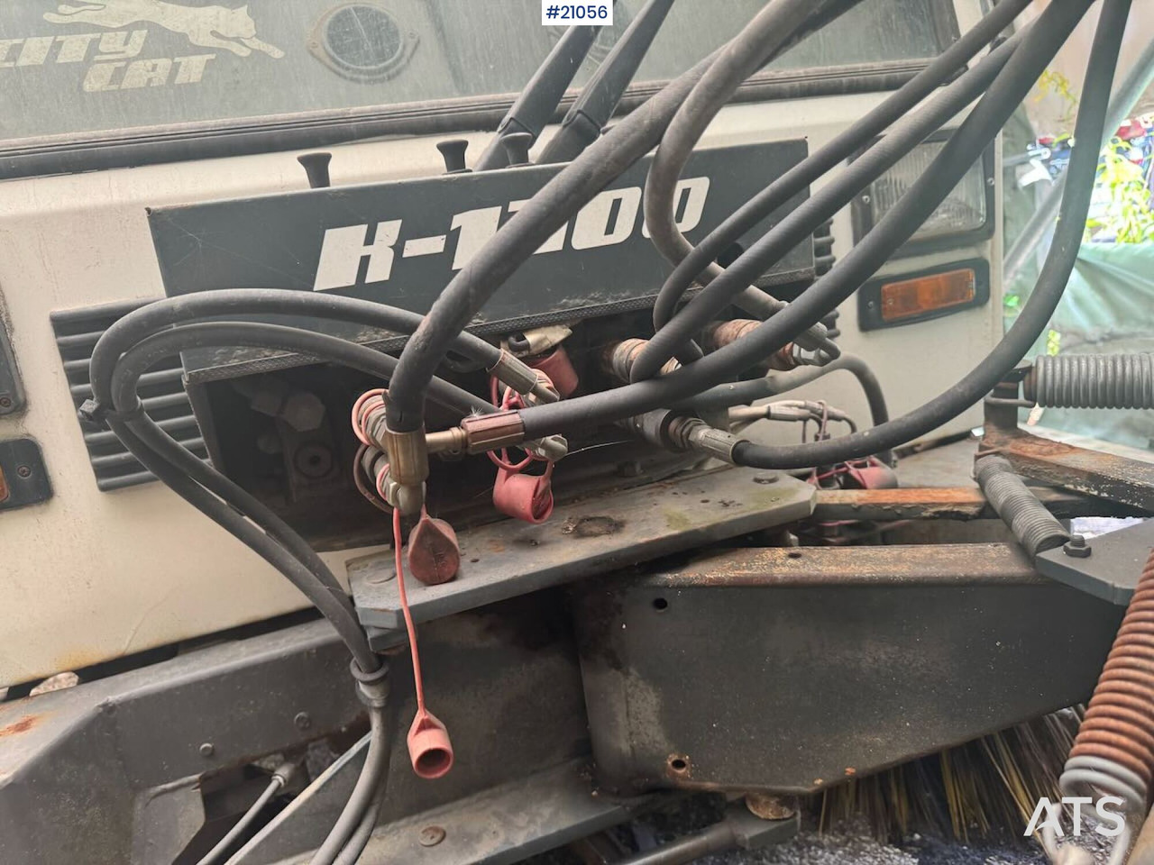 Cestovna čistilica Bucher K-1700: slika Cestovna čistilica Bucher K-1700 Cestovna čistilica Bucher K-1700: slika Cestovna čistilica Bucher K-1700