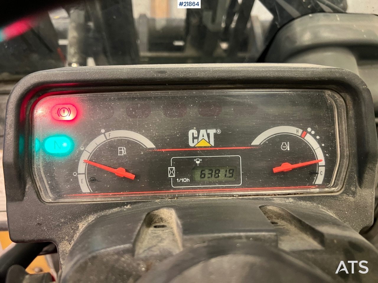 Diesel viličar CAT DP30N truck: slika Diesel viličar CAT DP30N truck