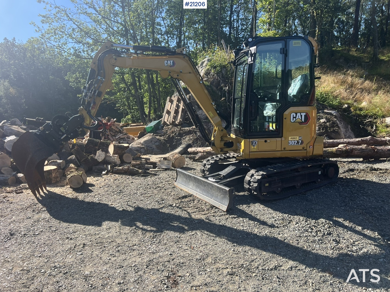 Caterpillar 302.7 CR gravemaskin m/ rototilt, pusseskuff,graveskuffe,klype og grøfteskuffe - Mini bager: slika Caterpillar 302.7 CR gravemaskin m/ rototilt, pusseskuff,graveskuffe,klype og grøfteskuffe - Mini bager Caterpillar 302.7 CR gravemaskin m/ rototilt, pusseskuff,graveskuffe,klype og grøfteskuffe - Mini bager: slika Caterpillar 302.7 CR gravemaskin m/ rototilt, pusseskuff,graveskuffe,klype og grøfteskuffe - Mini bager