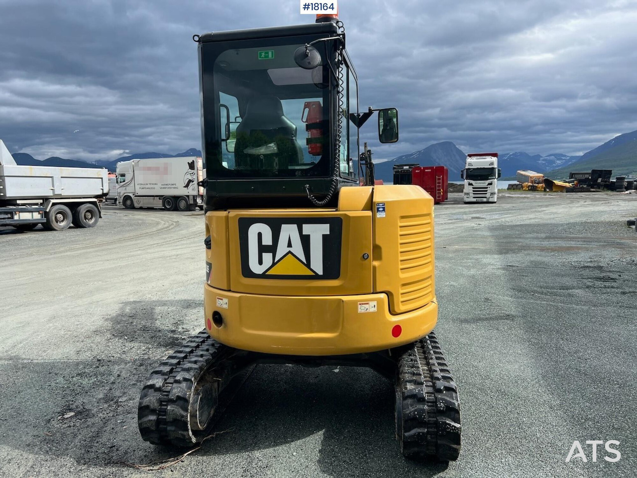 Caterpillar 303.5ECR - Bager: slika Caterpillar 303.5ECR - Bager Caterpillar 303.5ECR - Bager: slika Caterpillar 303.5ECR - Bager