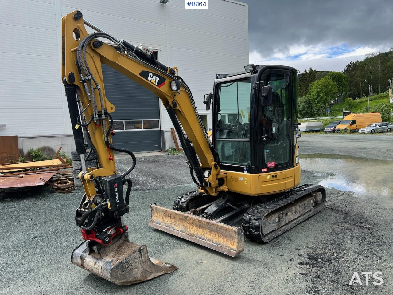 Caterpillar 303.5ECR - Bager: slika Caterpillar 303.5ECR - Bager Caterpillar 303.5ECR - Bager: slika Caterpillar 303.5ECR - Bager