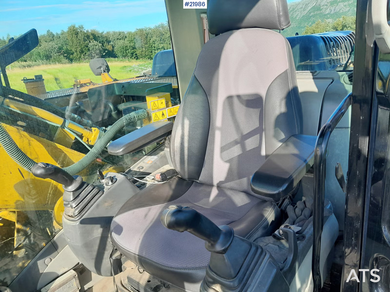 Caterpillar 319DL - Bager gusjeničar: slika Caterpillar 319DL - Bager gusjeničar Caterpillar 319DL - Bager gusjeničar: slika Caterpillar 319DL - Bager gusjeničar