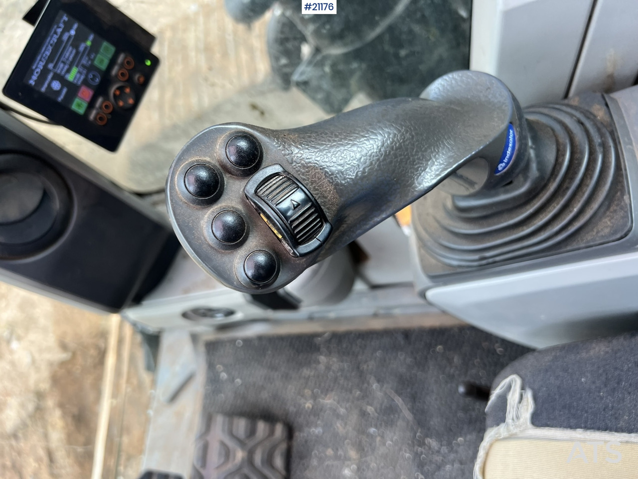 Zakup Caterpillar 320 ELRR gravemaskin m/ tannskuffe SE VIDEO Caterpillar 320 ELRR gravemaskin m/ tannskuffe SE VIDEO: slika Zakup Caterpillar 320 ELRR gravemaskin m/ tannskuffe SE VIDEO Caterpillar 320 ELRR gravemaskin m/ tannskuffe SE VIDEO