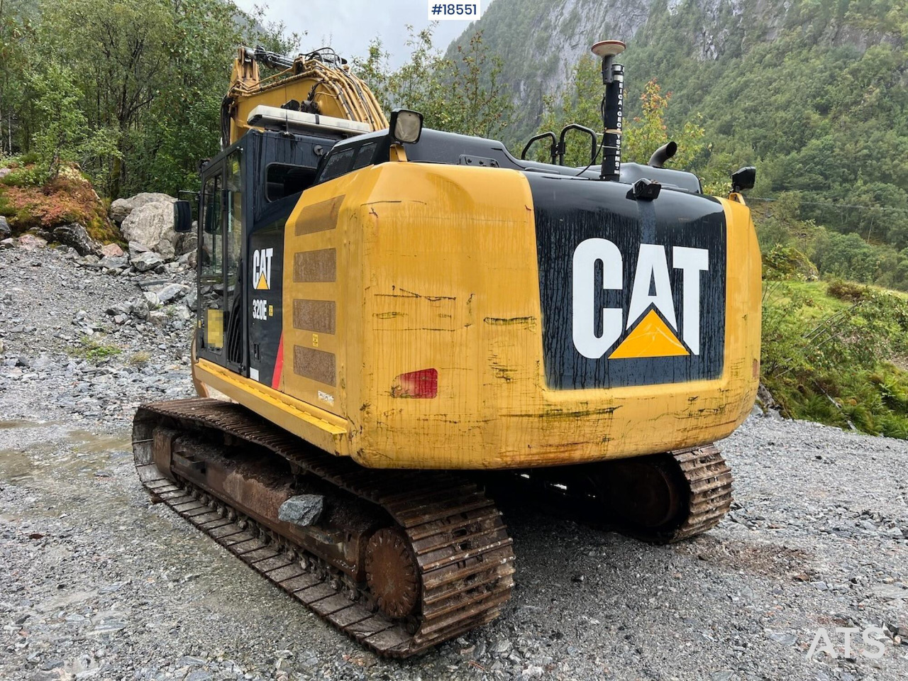 Caterpillar 320E - Bager gusjeničar: slika Caterpillar 320E - Bager gusjeničar Caterpillar 320E - Bager gusjeničar: slika Caterpillar 320E - Bager gusjeničar