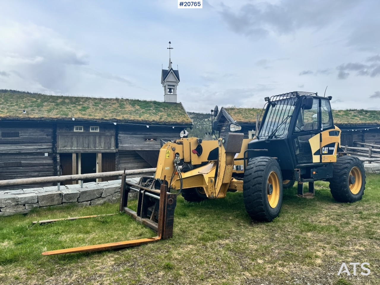 Caterpillar TH360B - Teleskopski rukovatelj: slika Caterpillar TH360B - Teleskopski rukovatelj Caterpillar TH360B - Teleskopski rukovatelj: slika Caterpillar TH360B - Teleskopski rukovatelj