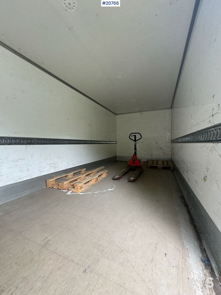 Kamion sandučar DAF LF 210: slika Kamion sandučar DAF LF 210