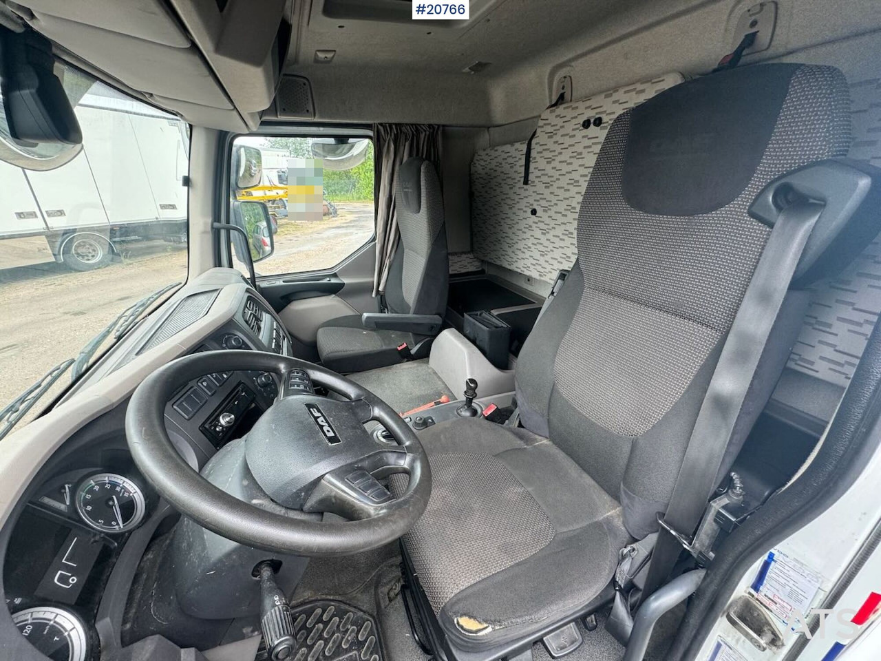 Kamion sandučar DAF LF 210: slika Kamion sandučar DAF LF 210