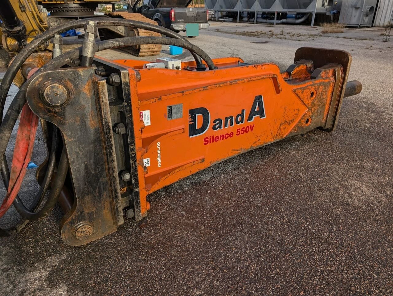Danda Silence 550V - Hidraulični čekić za Građevinski strojevi: slika Danda Silence 550V - Hidraulični čekić za Građevinski strojevi Danda Silence 550V - Hidraulični čekić za Građevinski strojevi: slika Danda Silence 550V - Hidraulični čekić za Građevinski strojevi