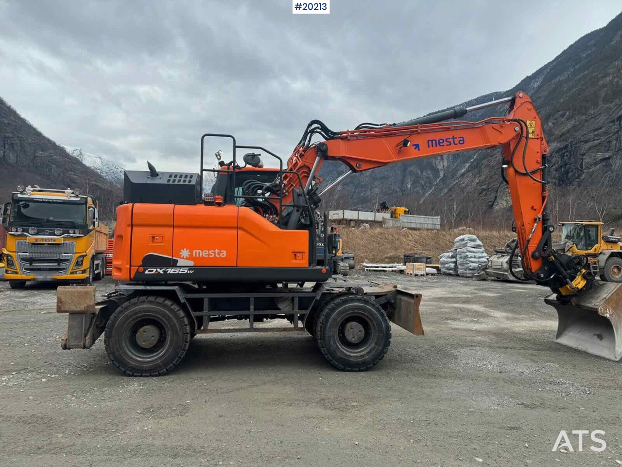 Doosan DX165W-5 - Utovarivač na kotačima: slika Doosan DX165W-5 - Utovarivač na kotačima Doosan DX165W-5 - Utovarivač na kotačima: slika Doosan DX165W-5 - Utovarivač na kotačima