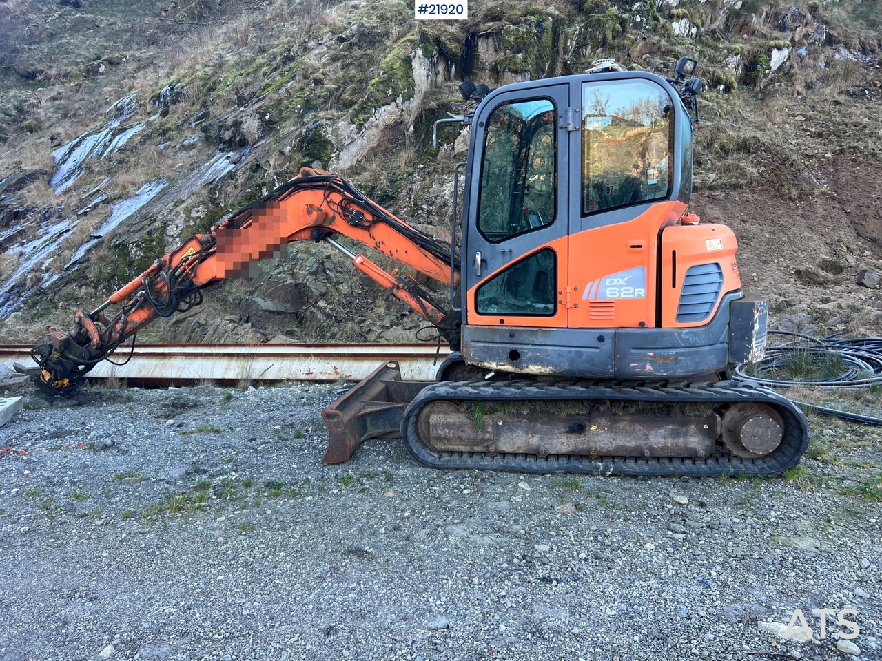 Doosan DX62R-3 gravemaskin m/ rototilt, pusseskuffe og graveskuffe - Bager gusjeničar: slika Doosan DX62R-3 gravemaskin m/ rototilt, pusseskuffe og graveskuffe - Bager gusjeničar Doosan DX62R-3 gravemaskin m/ rototilt, pusseskuffe og graveskuffe - Bager gusjeničar: slika Doosan DX62R-3 gravemaskin m/ rototilt, pusseskuffe og graveskuffe - Bager gusjeničar