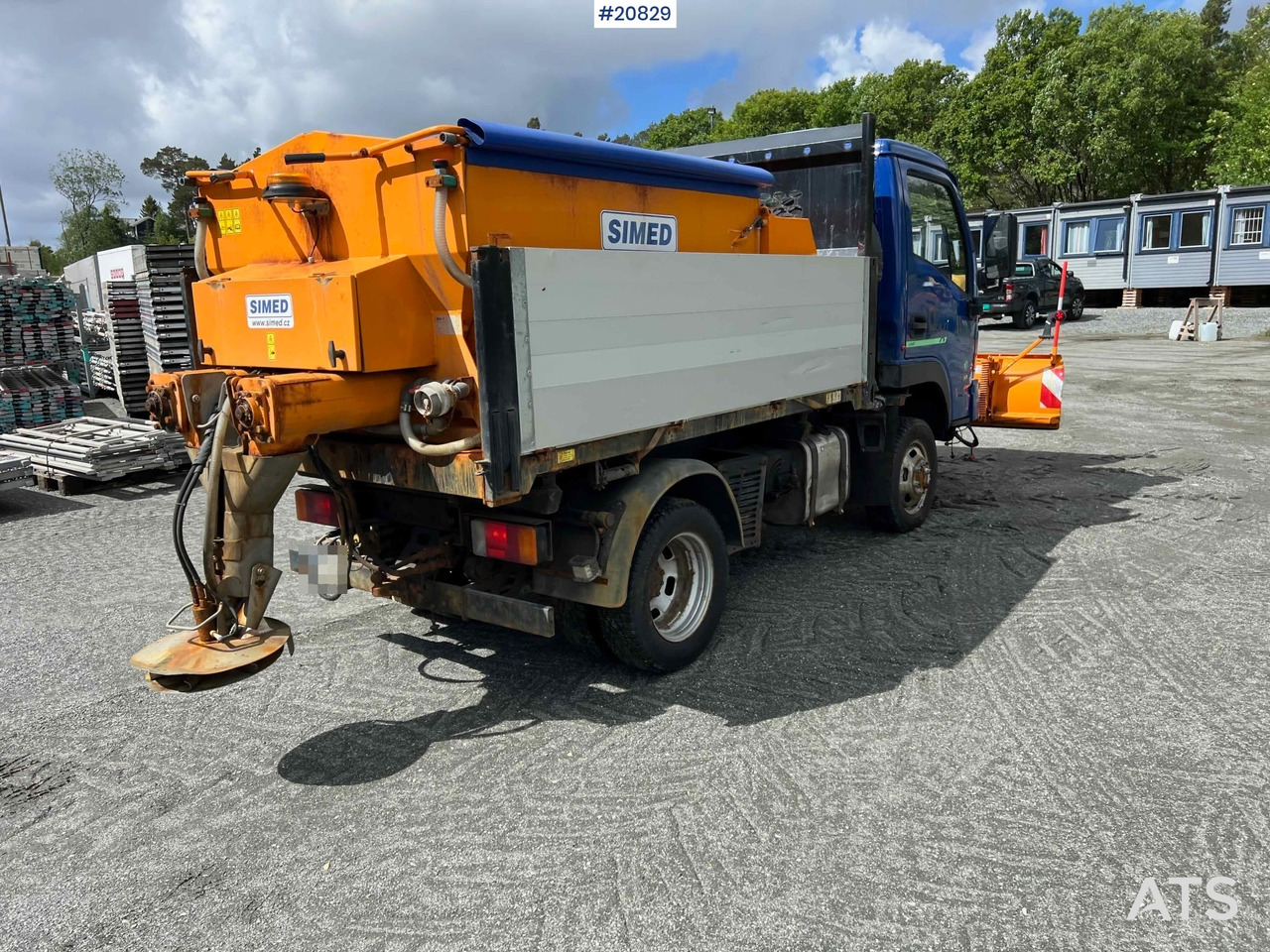 Vozilo za čišćenje snijega Durso Multimobil: slika Vozilo za čišćenje snijega Durso Multimobil Vozilo za čišćenje snijega Durso Multimobil: slika Vozilo za čišćenje snijega Durso Multimobil