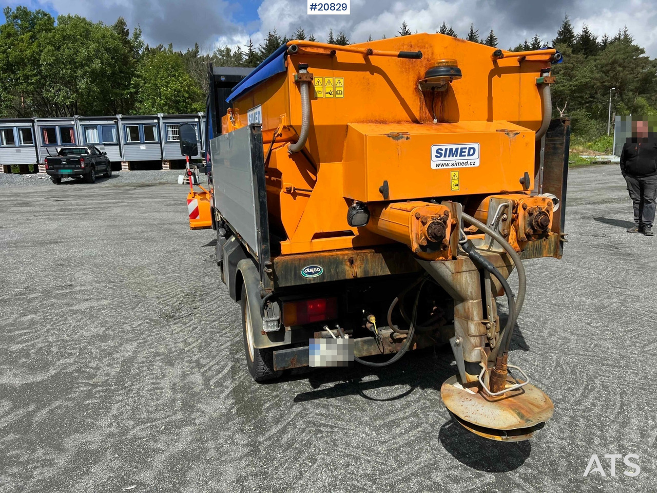 Vozilo za čišćenje snijega Durso Multimobil: slika Vozilo za čišćenje snijega Durso Multimobil Vozilo za čišćenje snijega Durso Multimobil: slika Vozilo za čišćenje snijega Durso Multimobil