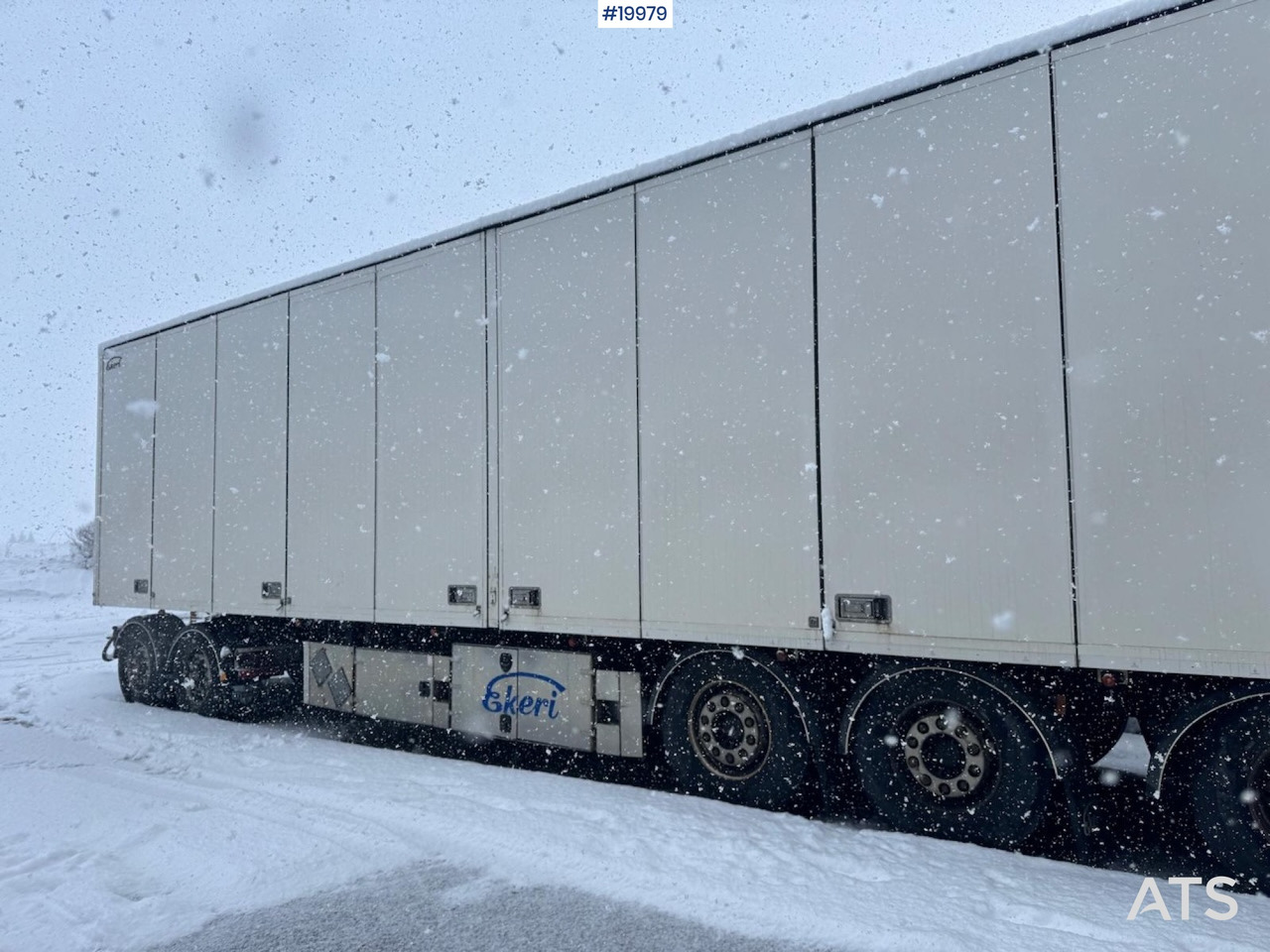 Ekeri Skapsemi - Prikolica sa zatvorenim sandukom: slika Ekeri Skapsemi - Prikolica sa zatvorenim sandukom Ekeri Skapsemi - Prikolica sa zatvorenim sandukom: slika Ekeri Skapsemi - Prikolica sa zatvorenim sandukom