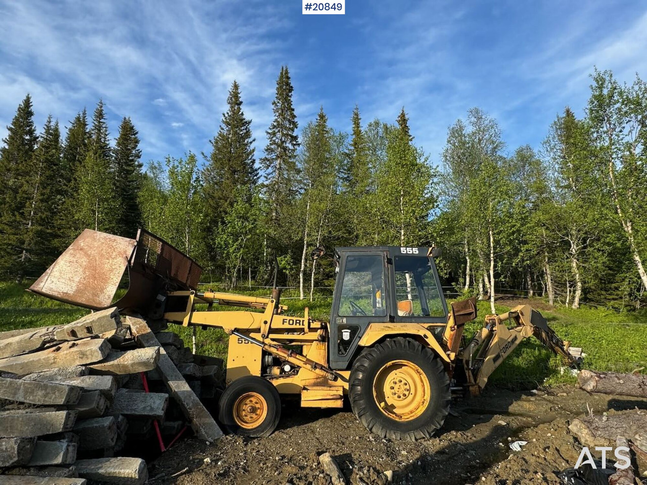 Ford 555 Traktorgraver m/ 2 frontskuffer og 2 graveskuffer - Rovokopač-utovarivač: slika Ford 555 Traktorgraver m/ 2 frontskuffer og 2 graveskuffer - Rovokopač-utovarivač Ford 555 Traktorgraver m/ 2 frontskuffer og 2 graveskuffer - Rovokopač-utovarivač: slika Ford 555 Traktorgraver m/ 2 frontskuffer og 2 graveskuffer - Rovokopač-utovarivač