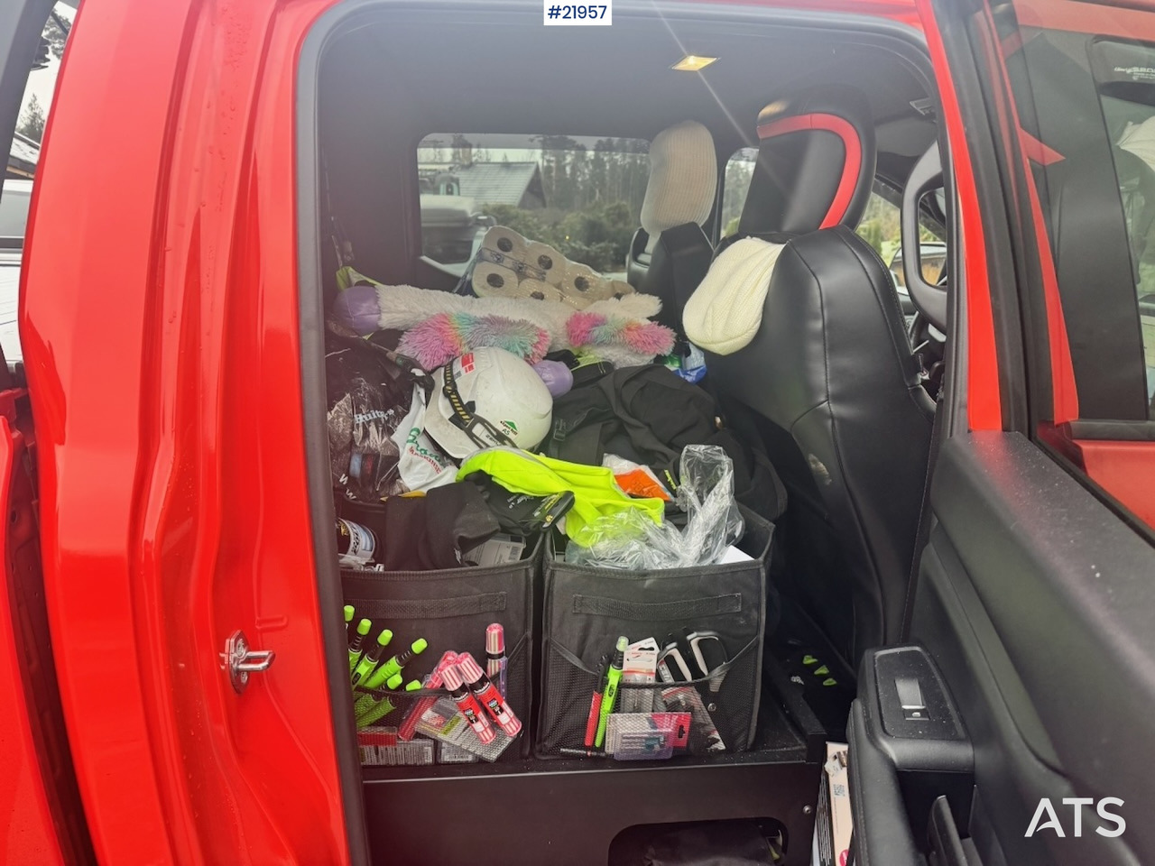 Automobil Ford Ranger Raptor: slika Automobil Ford Ranger Raptor