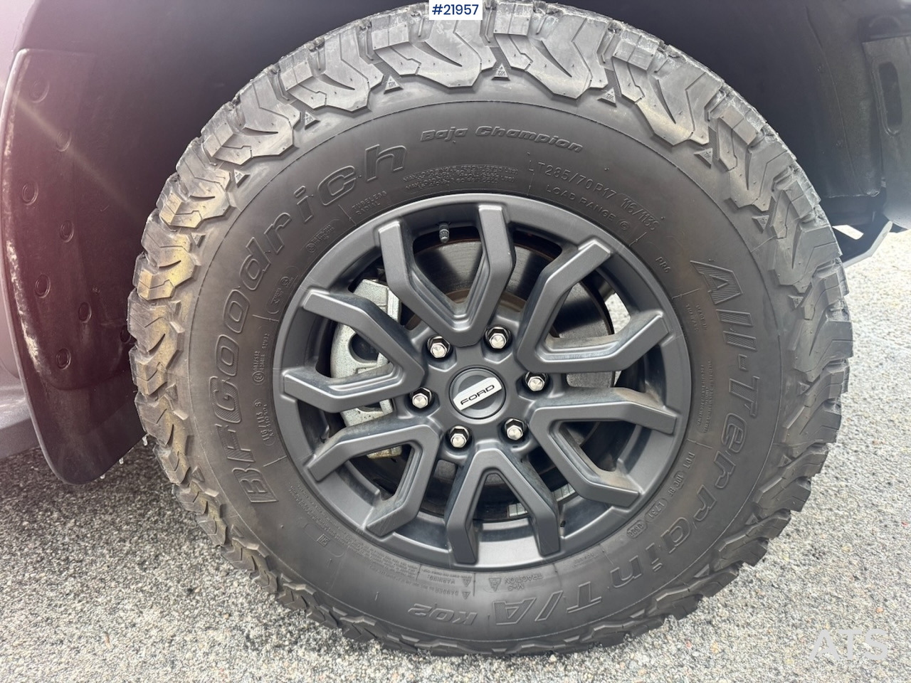 Automobil Ford Ranger Raptor: slika Automobil Ford Ranger Raptor