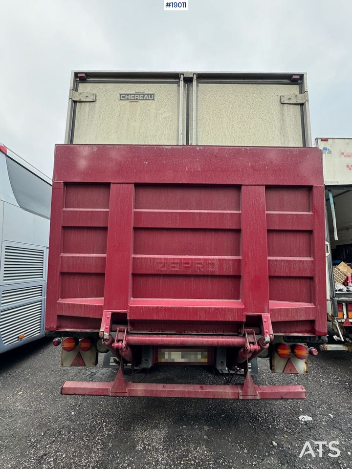 Fruehauf skapsemi - Poluprikolica hladnjača: slika Fruehauf skapsemi - Poluprikolica hladnjača Fruehauf skapsemi - Poluprikolica hladnjača: slika Fruehauf skapsemi - Poluprikolica hladnjača
