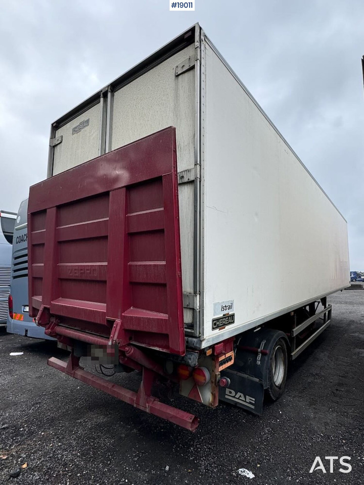 Fruehauf skapsemi - Poluprikolica hladnjača: slika Fruehauf skapsemi - Poluprikolica hladnjača Fruehauf skapsemi - Poluprikolica hladnjača: slika Fruehauf skapsemi - Poluprikolica hladnjača